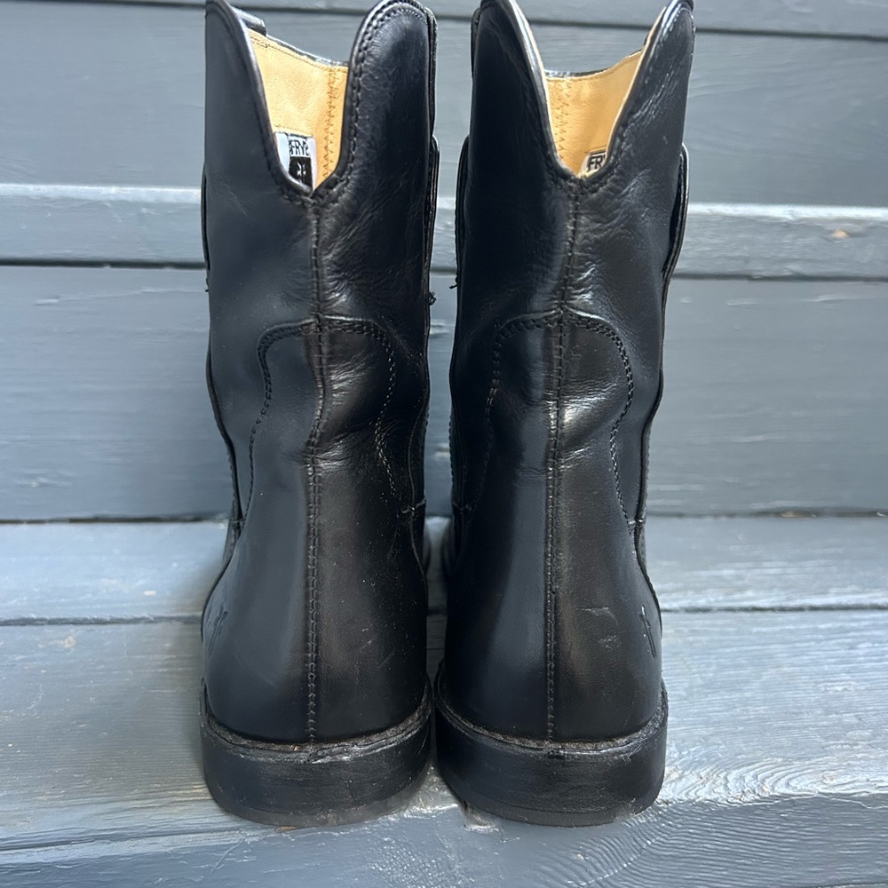 FRYE Paige Short Riding Boot - Picture 2 of 13